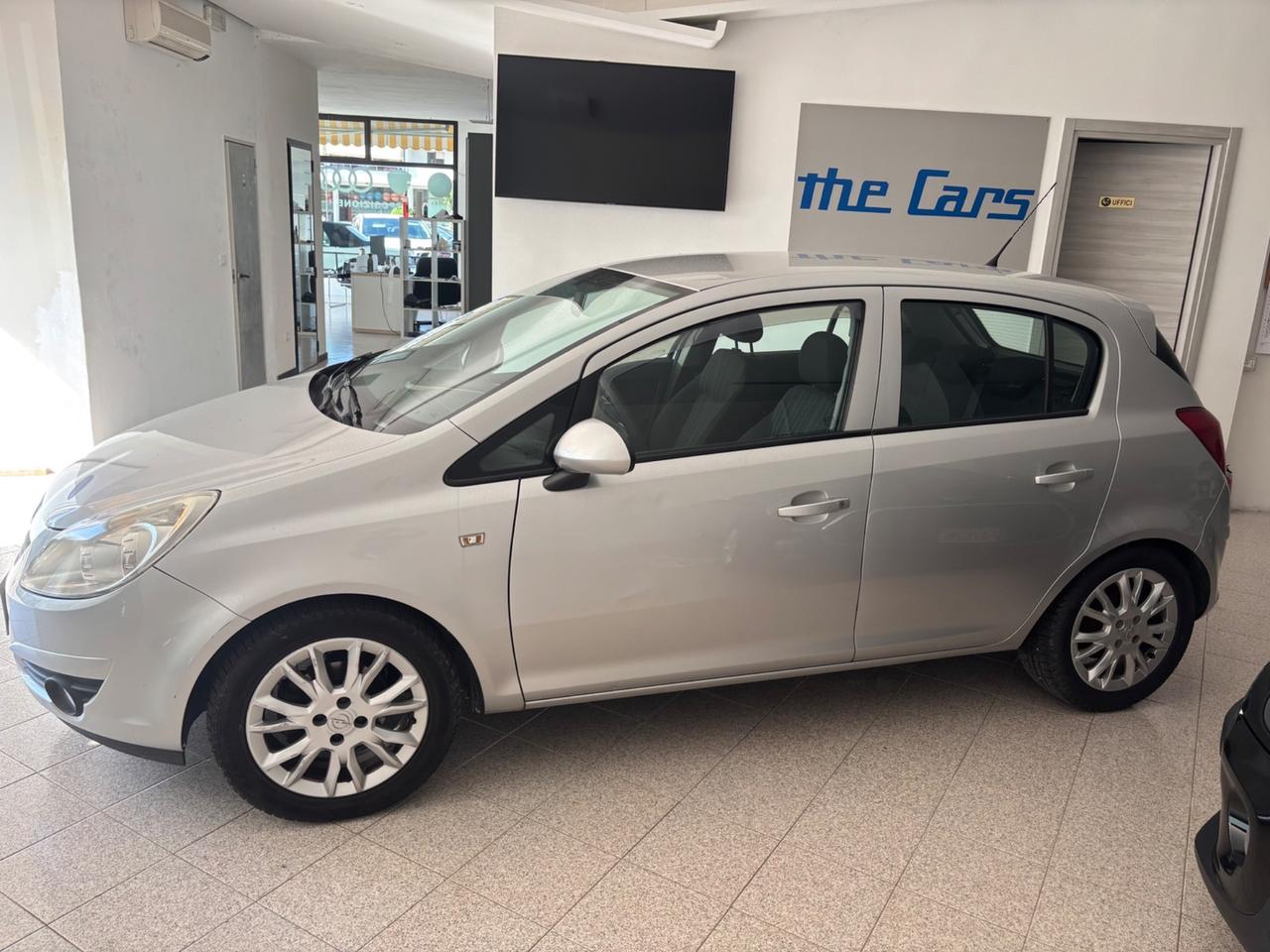 Opel Corsa 1.2 5 porte Enjoy GPL