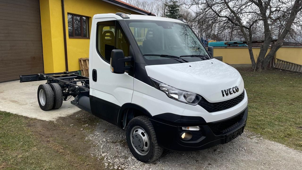 IVECO DAILY GEMELLATO METANO 35C14N