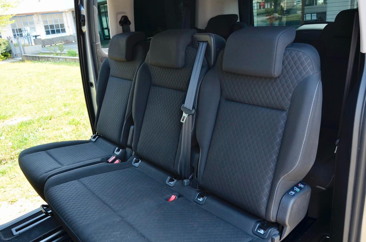 OPEL ZAFIRA 1.5d BUSINESS 120cv PM 8 POSTI, IVA SUL 100%, UNICOPROPRIETARIO, UFF ITALIANA, EURO 6D, RETROCAMERA, PERMUTE