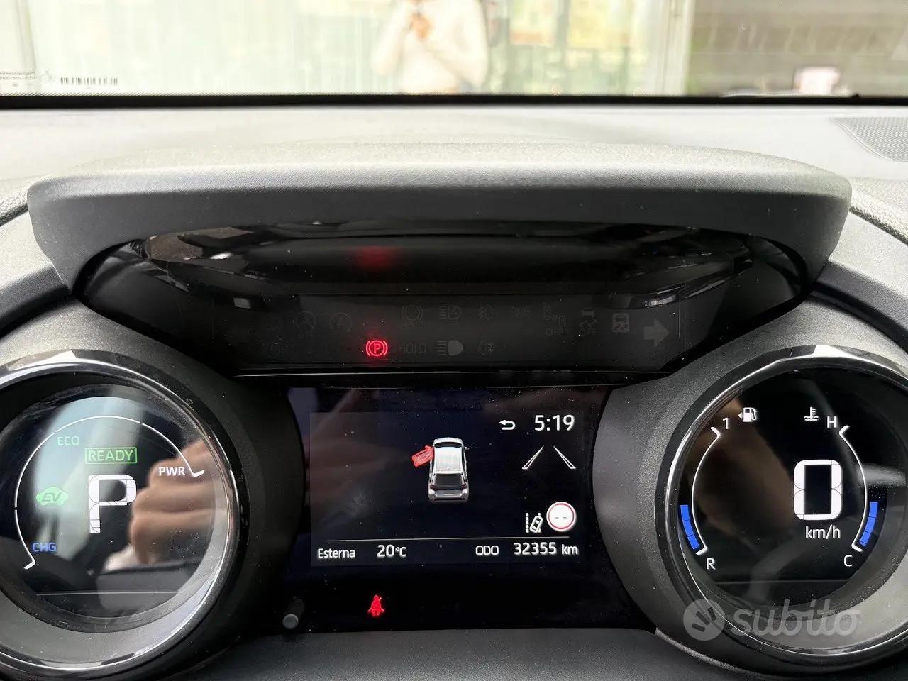 Toyota Yaris 1.5 Hybrid 92CV E6 Neo - 2022