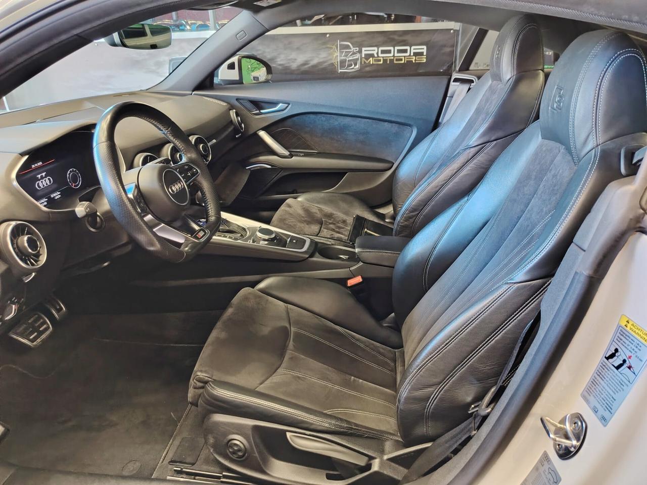 Audi TT Coupé 1.8 TFSI S tronic line