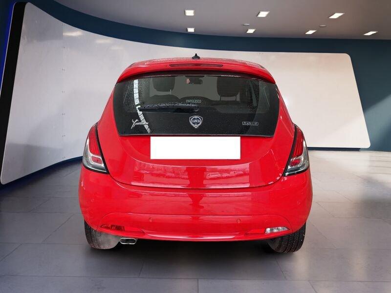 Lancia Ypsilon III 2015 1.0 hybrid Gold s&s 70cv