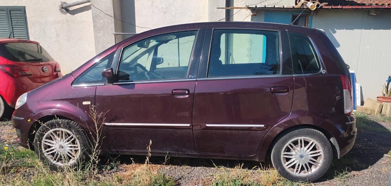 Lancia MUSA 1.4 Argento Ecochic GPL ok neopatentati