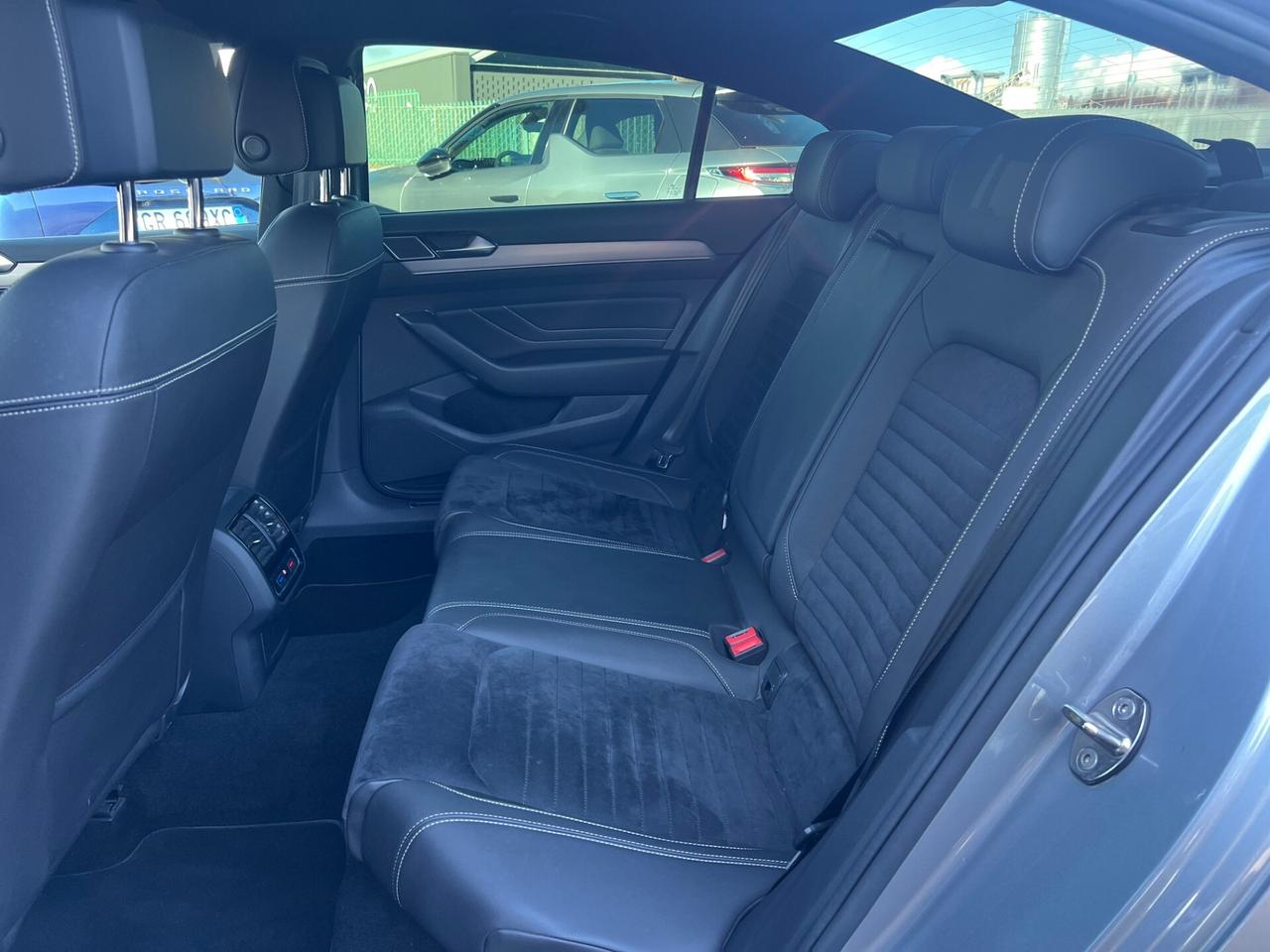 Volkswagen Passat 2.0 TDI DSG Executive FINANZIABILE