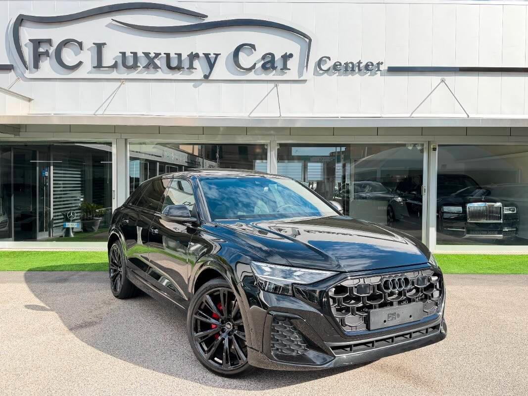 Audi Q8 3.0 tdi 286cv S line quattro Tetto Valcona Ventilati