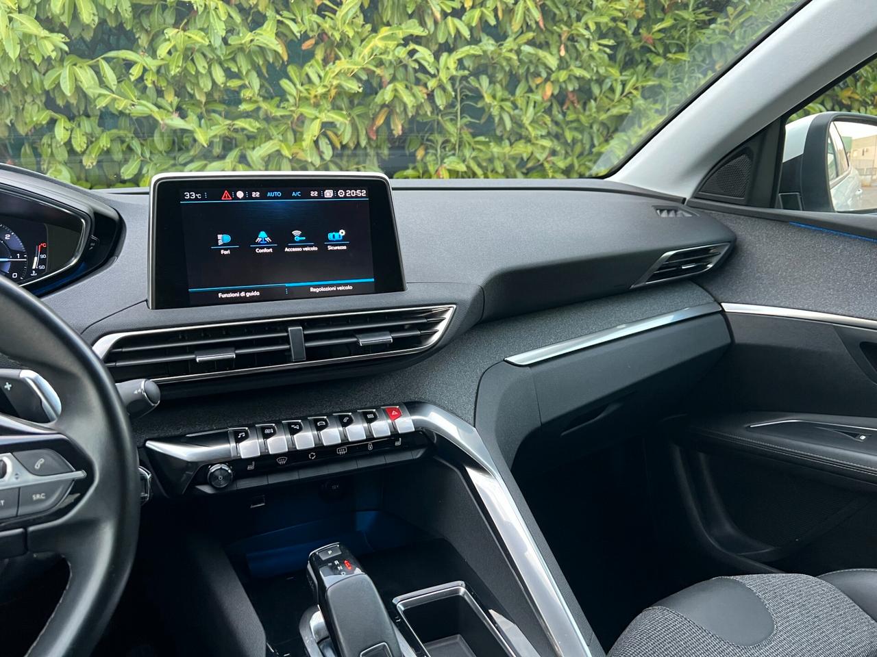 Peugeot 3008 BlueHDi 130 S&S EAT8 Allure