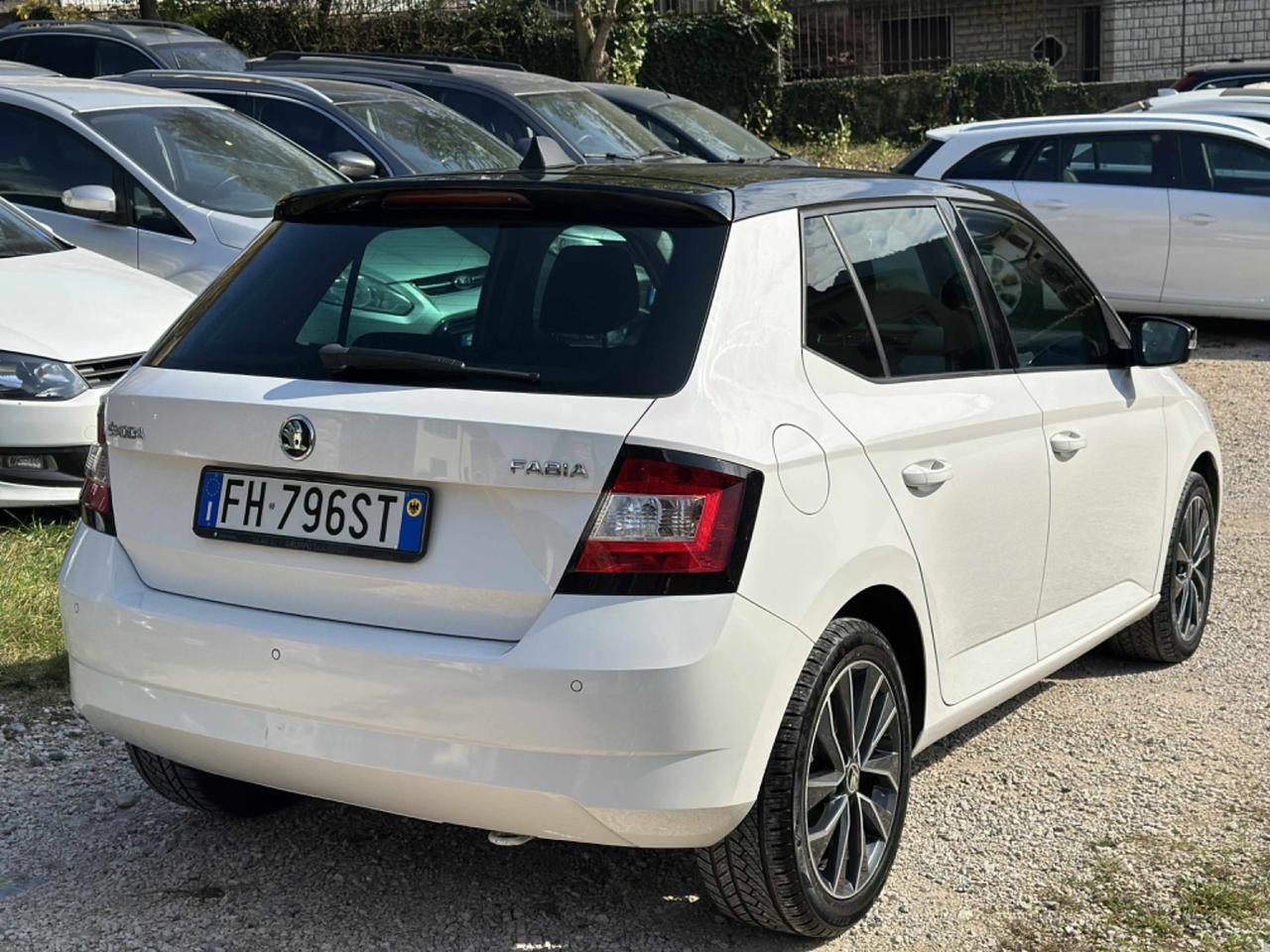 Skoda FABIA 1.0 MPI 75 CV BICOLOR NEOPAT KMCERT GARANZ