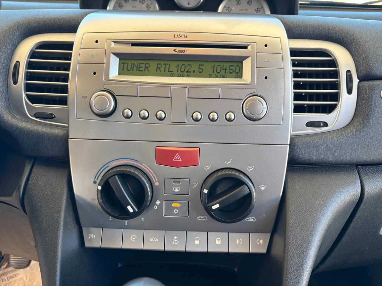Lancia Ypsilon Modamilano - 22.000 KM -2008