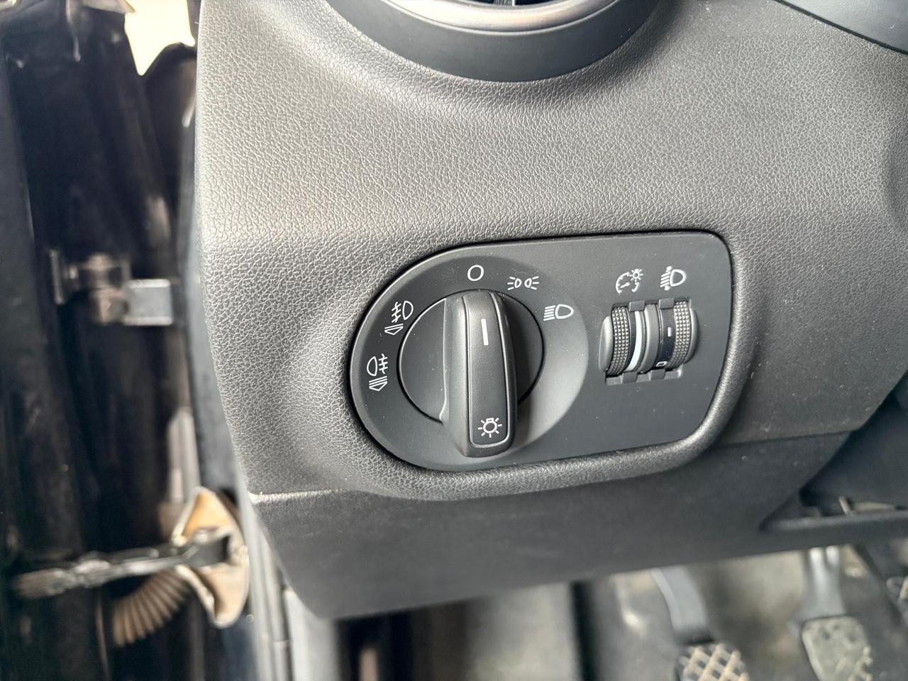 Audi A1 1.6 TDI S line edition plus