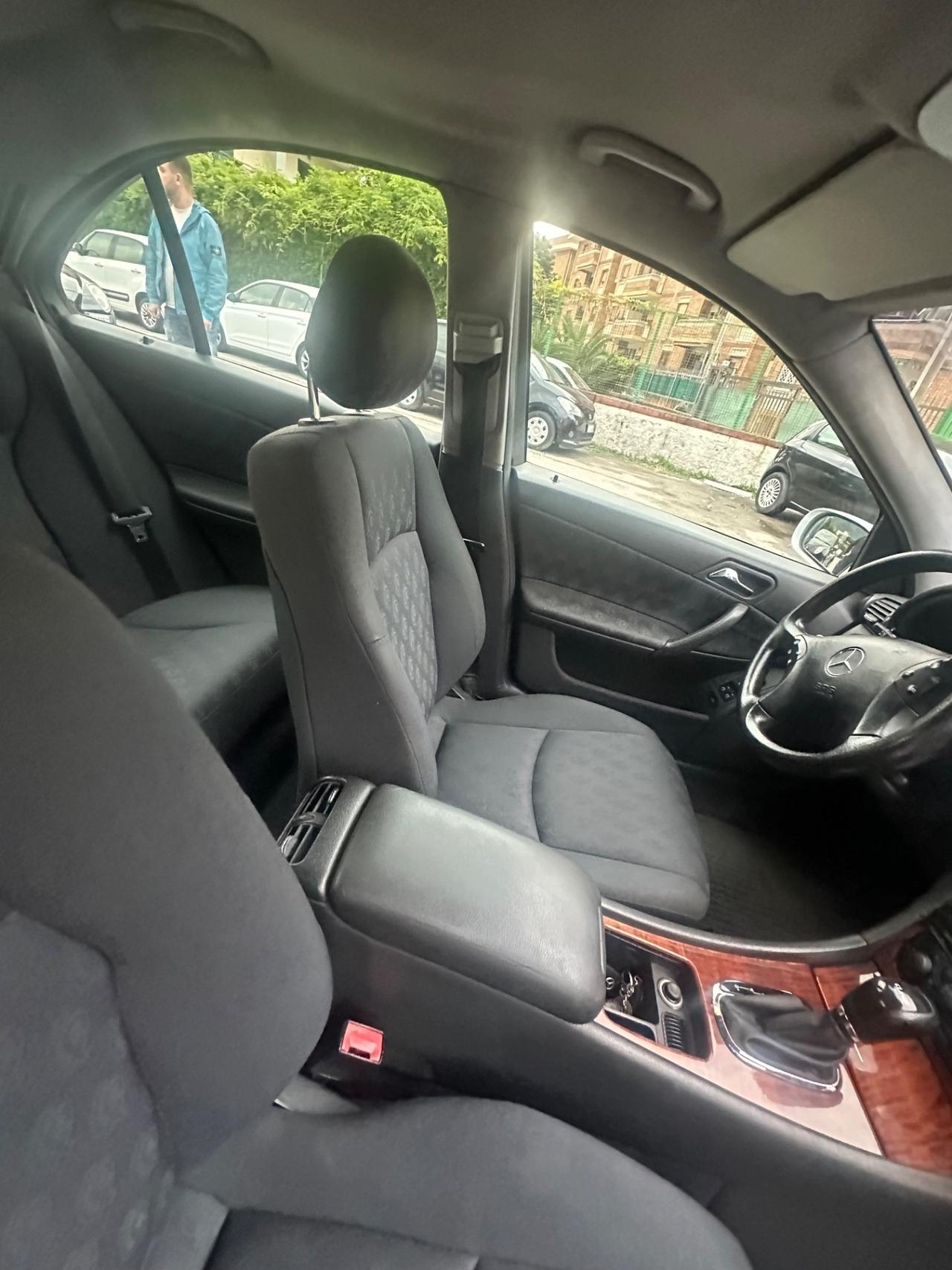 Mercedes-benz C 200 CDI cat Elegance