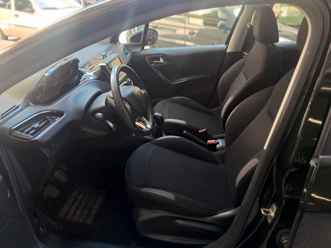 PEUGEOT 208 1.6 HDI Diesel 75 CV-NEOPATENTATI-Euro6990-
