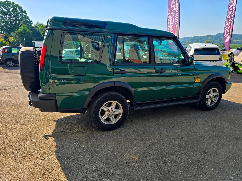 Land Rover Discovery 2.5 TD5 "S" BELIZE GREEN