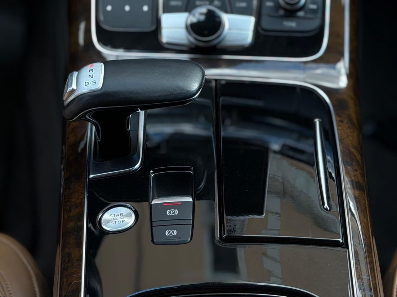 Audi A8 L 3.0 TDI 262 CV QUATTRO TIPTRONIC TETTO MATRIX VETILATI