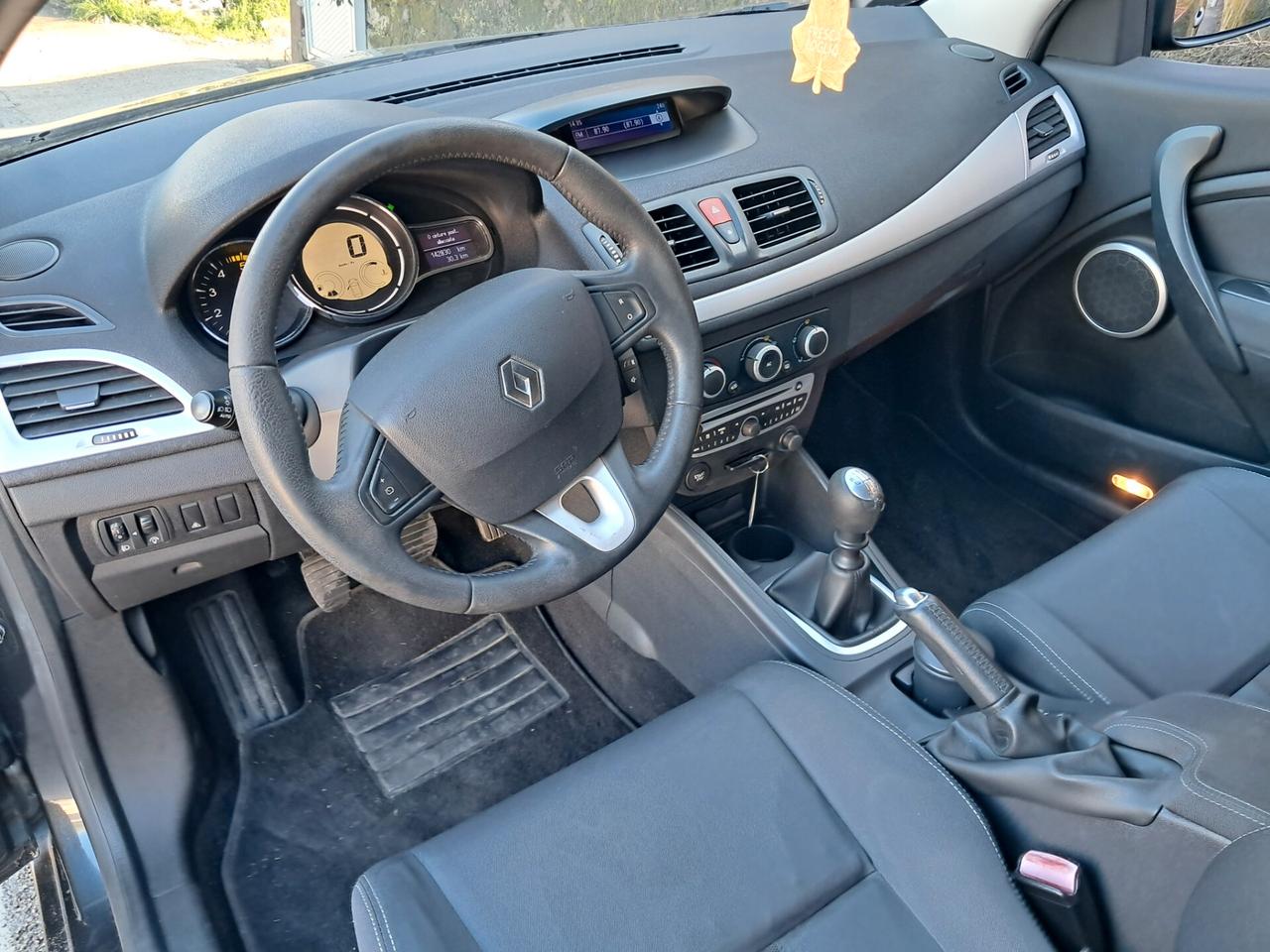 Renault Megane Coupé 1.5 dCi 110CV Dynamique