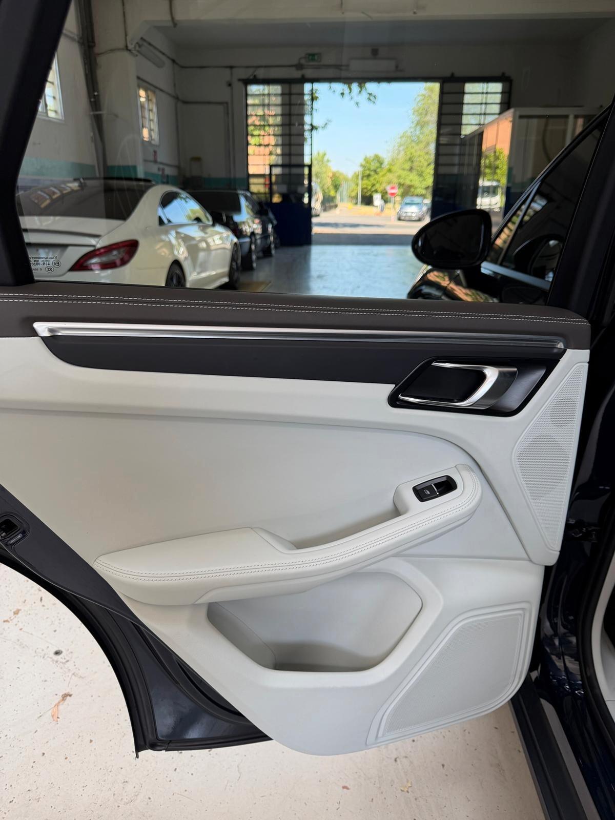 Porsche Macan 2.0