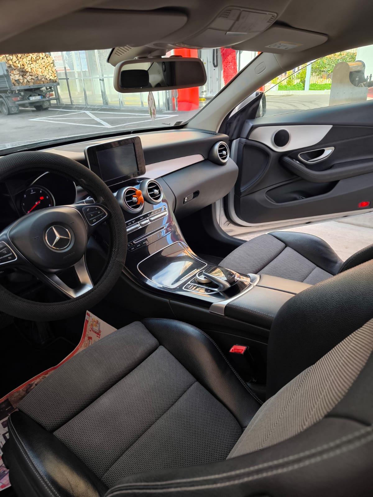 Mercedes-benz C 220 d Auto Coupé Sport