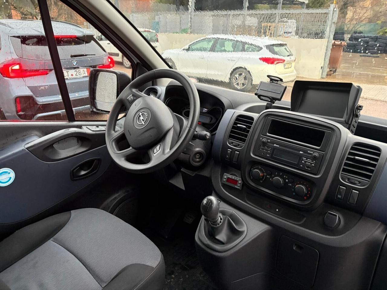 OPEL VIVARO - UNICO PROPRIETARIO