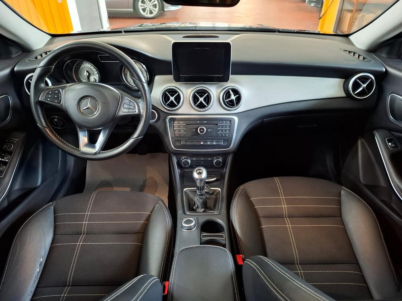 Mercedes-benz CLA 200 d S.W. Premium full optional