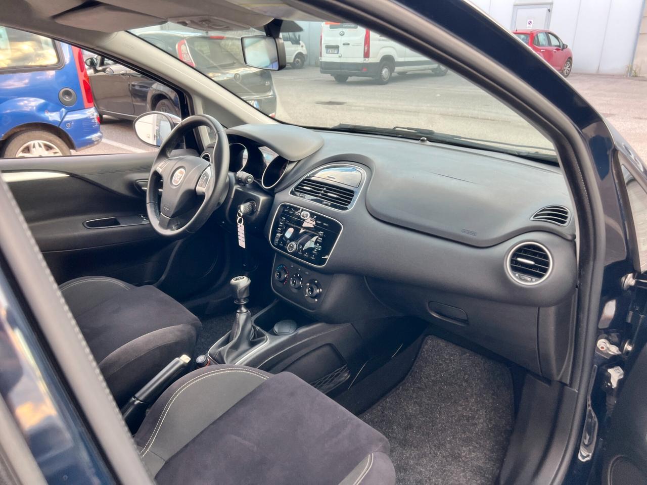 Fiat Punto EVO 1.2 8V 5 p. Lounge