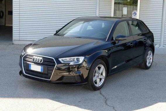 AUDI A3 Sportback 1.6 (30) Tdi 116cv S-tronic Business
