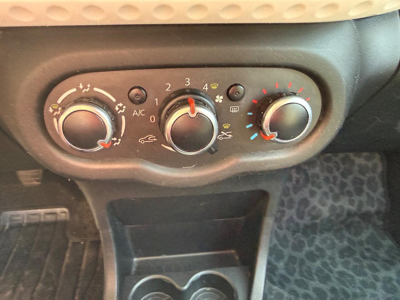 Renault Twingo SCe Duel