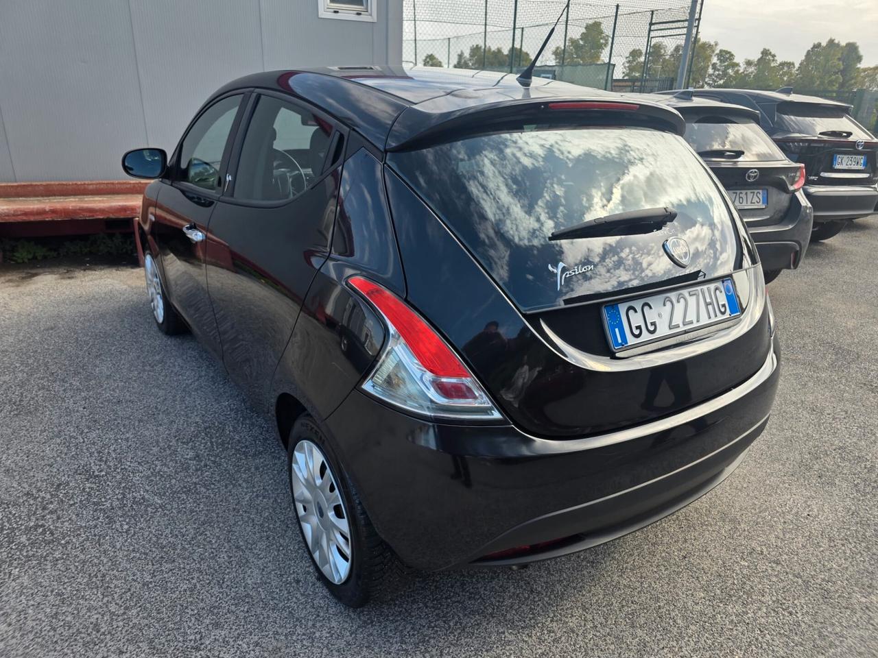 Lancia Ypsilon 1.3 MJT 16V 95 CV 5 porte S&S Platinum