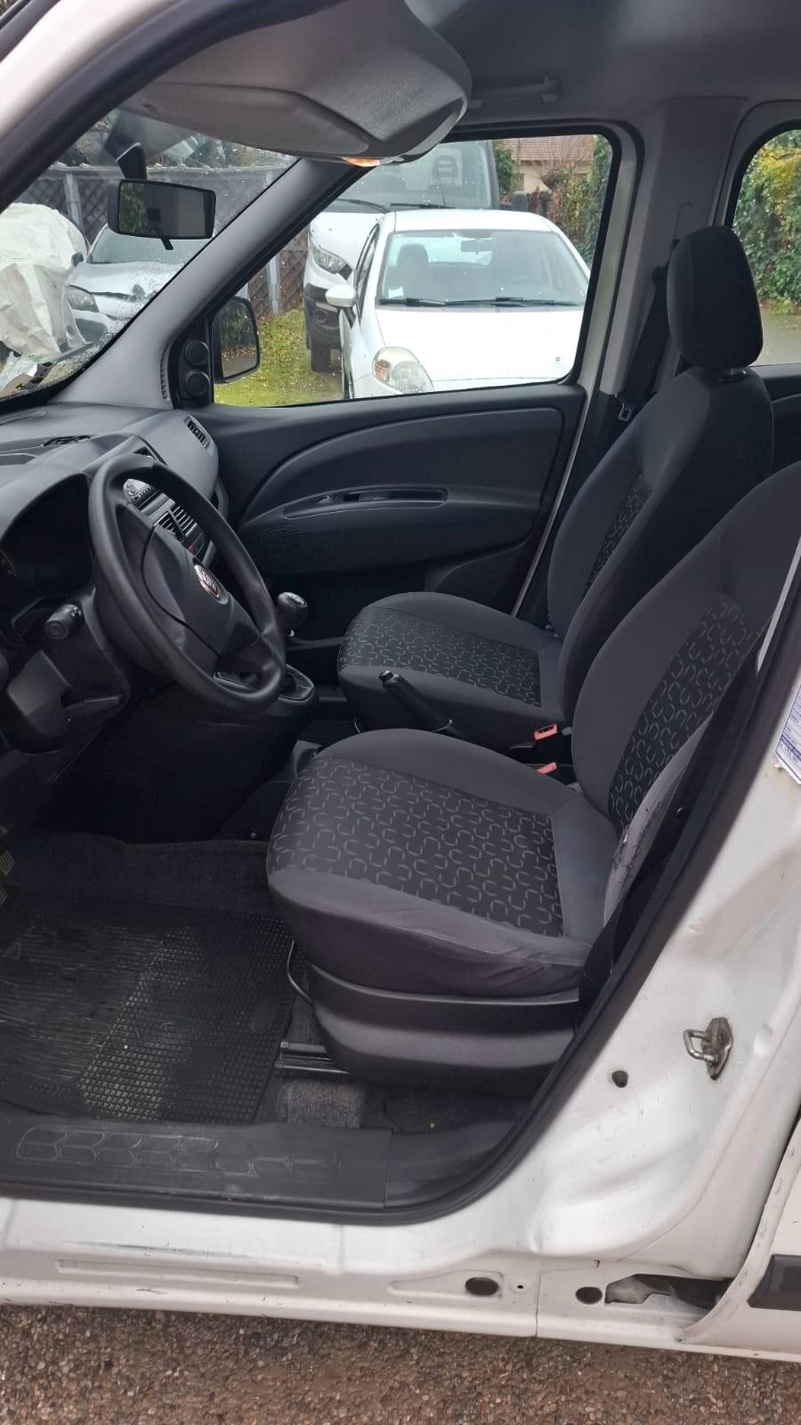 FIAT DOBLO' 1.6 JTD TRASPORTO DISABILI