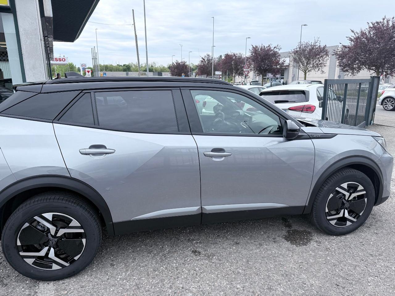 Peugeot 2008 2008 1.2 hybrid GT 145cv e-dcs6