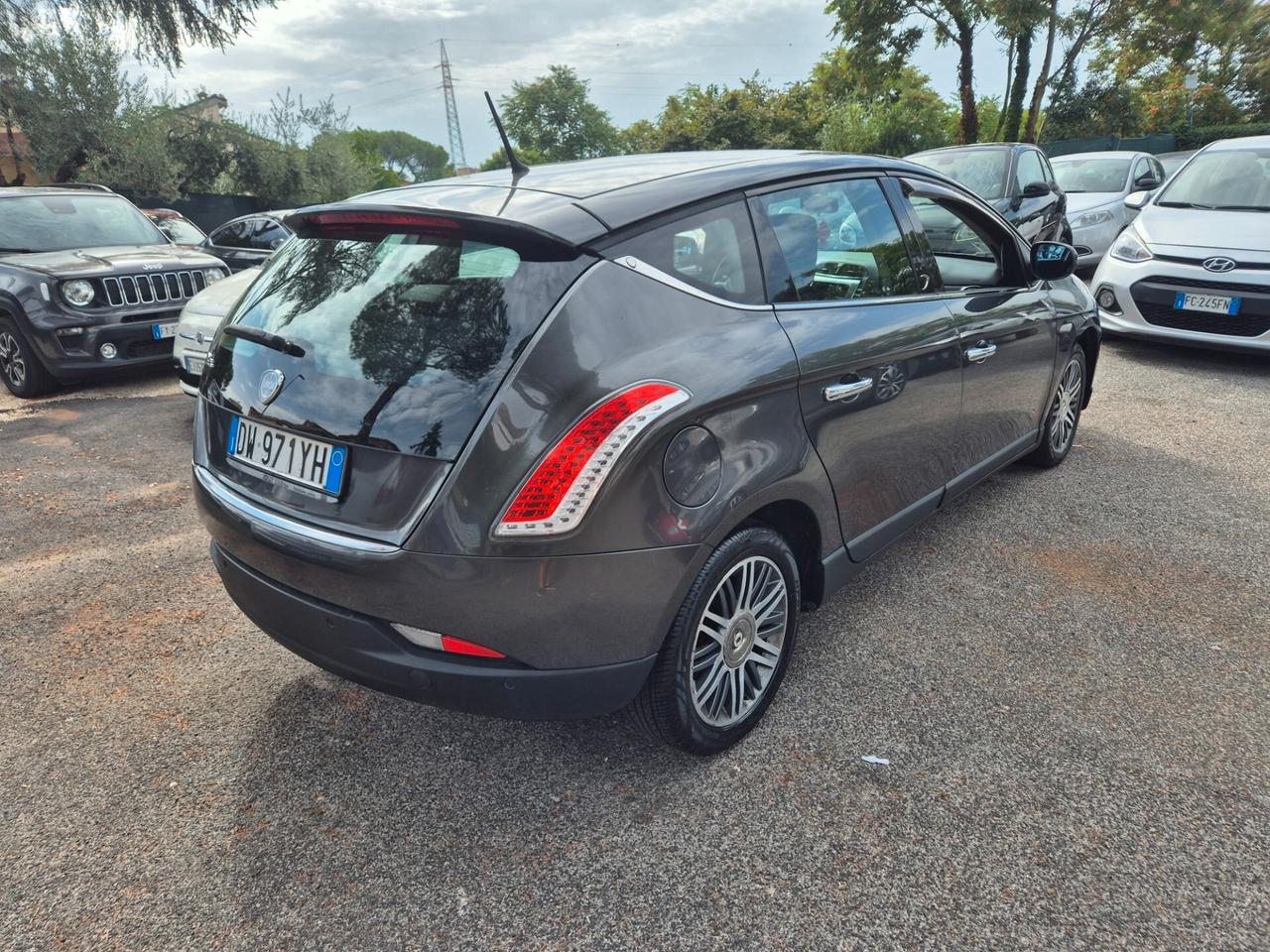 Lancia Delta 1.6 MJT DPF Platino