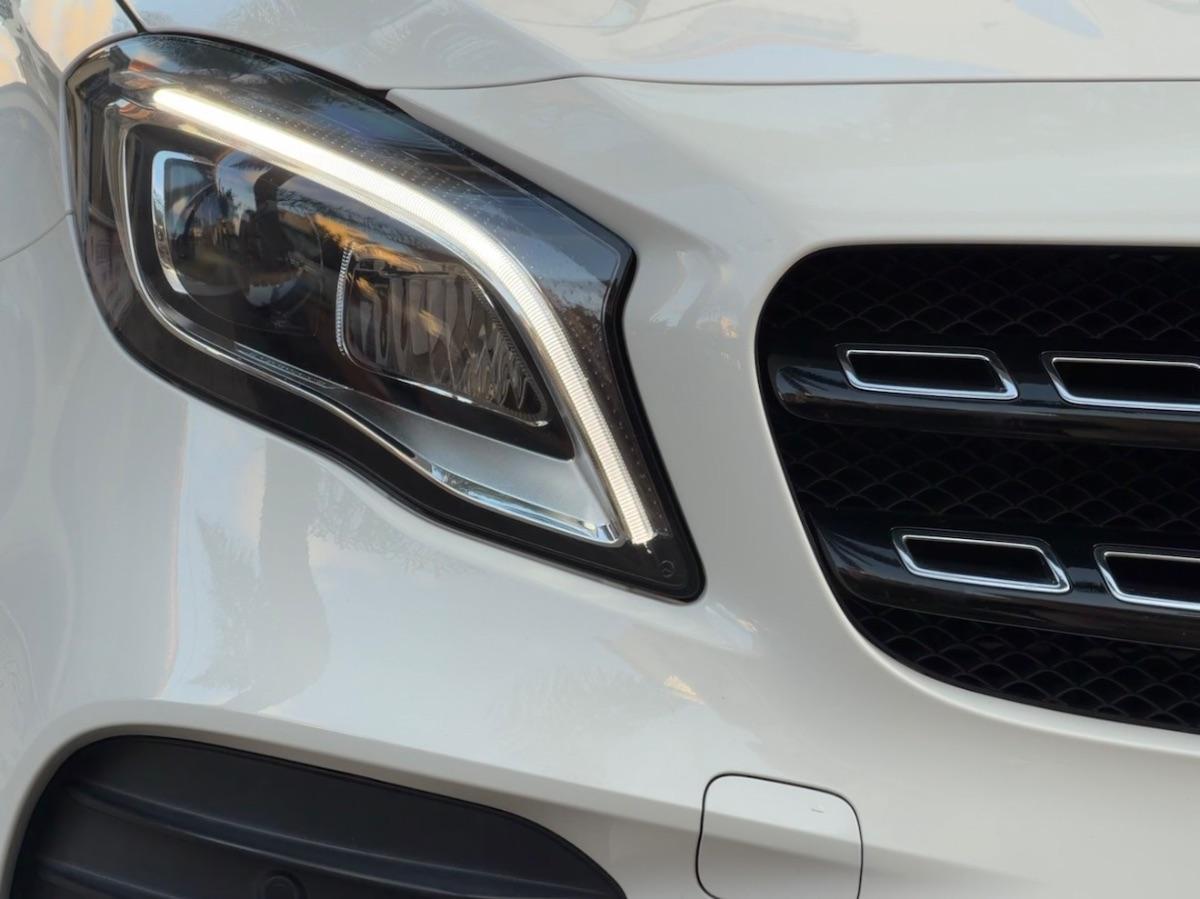 Mercedes-Benz GLA 200d Premium AMG Edition 136CV