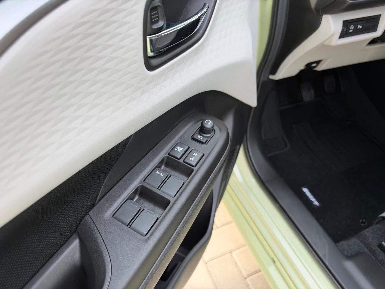 Suzuki Swift 1.2 Hybrid Top