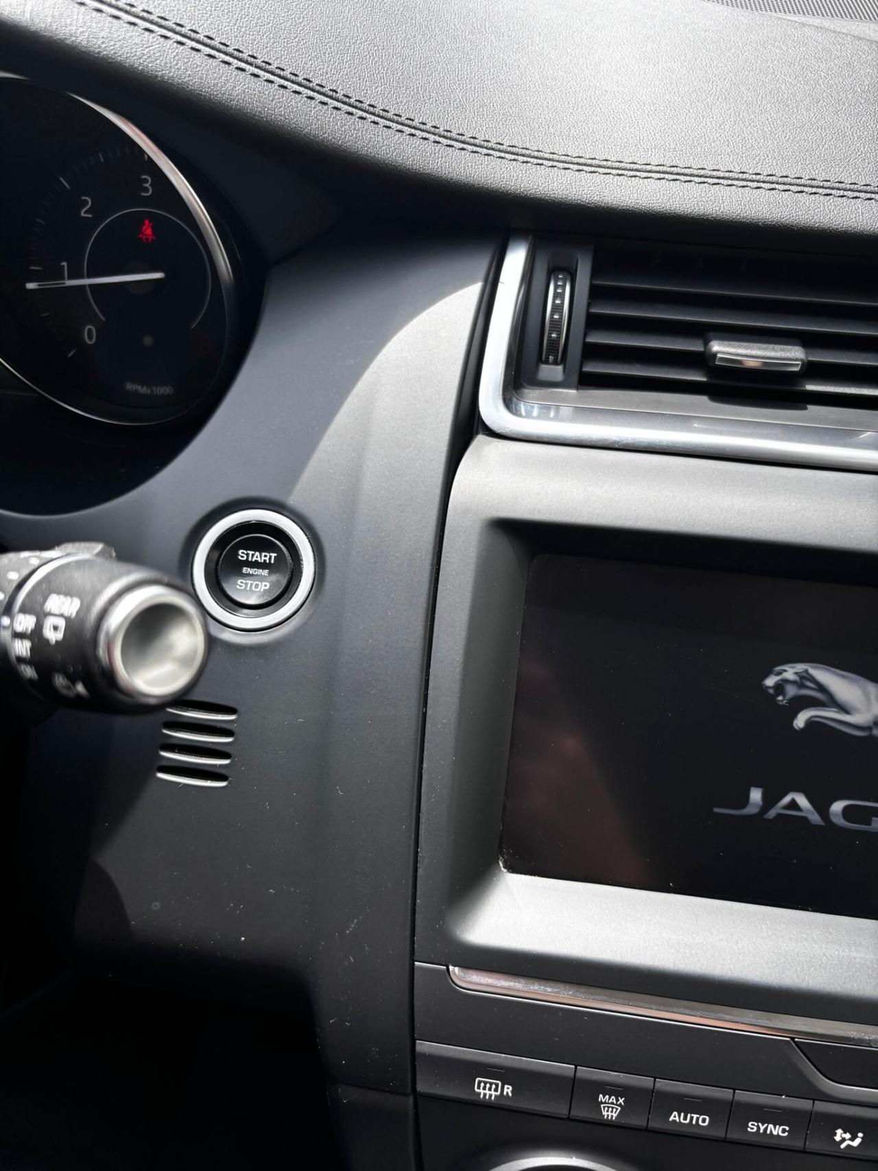 Jaguar E-Pace 2.0 D 150 CV AWD aut. S