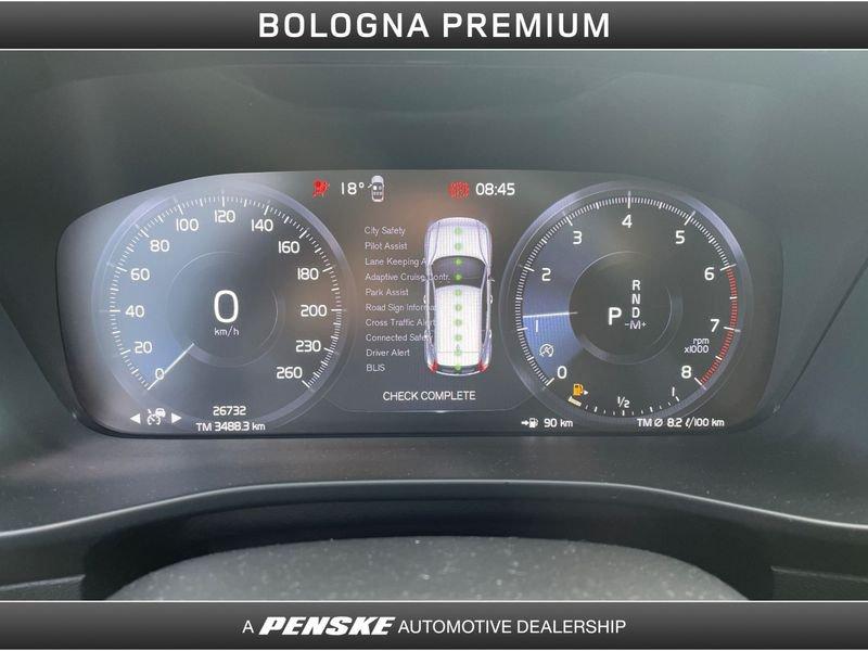 Volvo XC40 T2 automatico Core