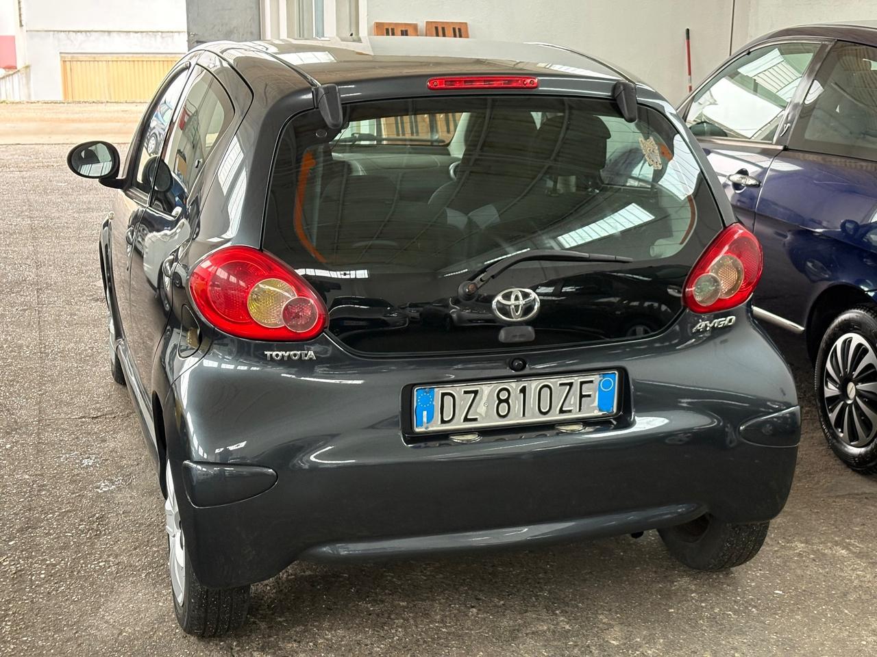 Toyota Aygo 1.0 12V VVT-i 5 porte Now