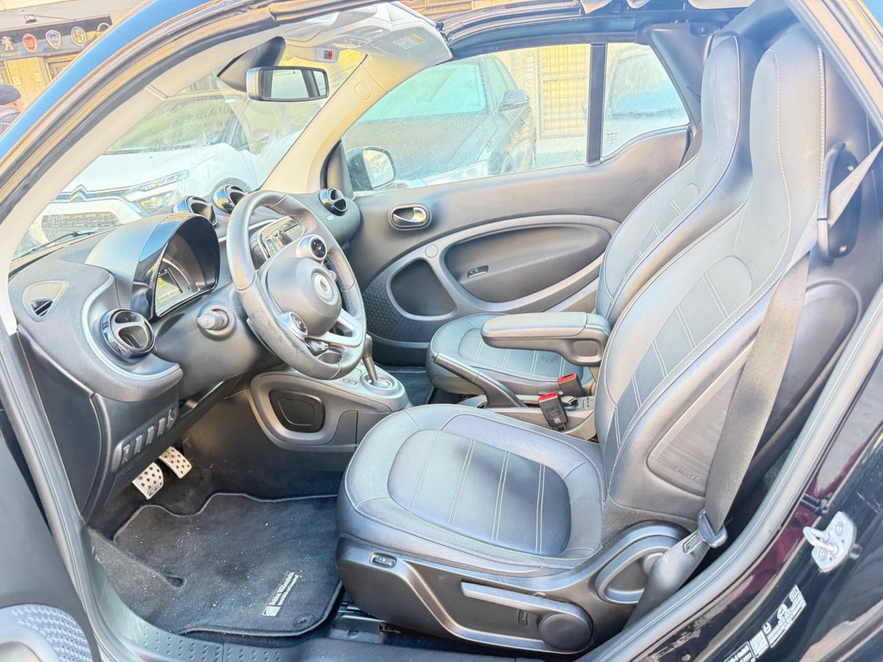 Smart ForTwo 90 0.9 T twinamic cabrio Prime LED PDC NAVI KAMERA PACK SPRT CERCHI 16 BLUETOOTH