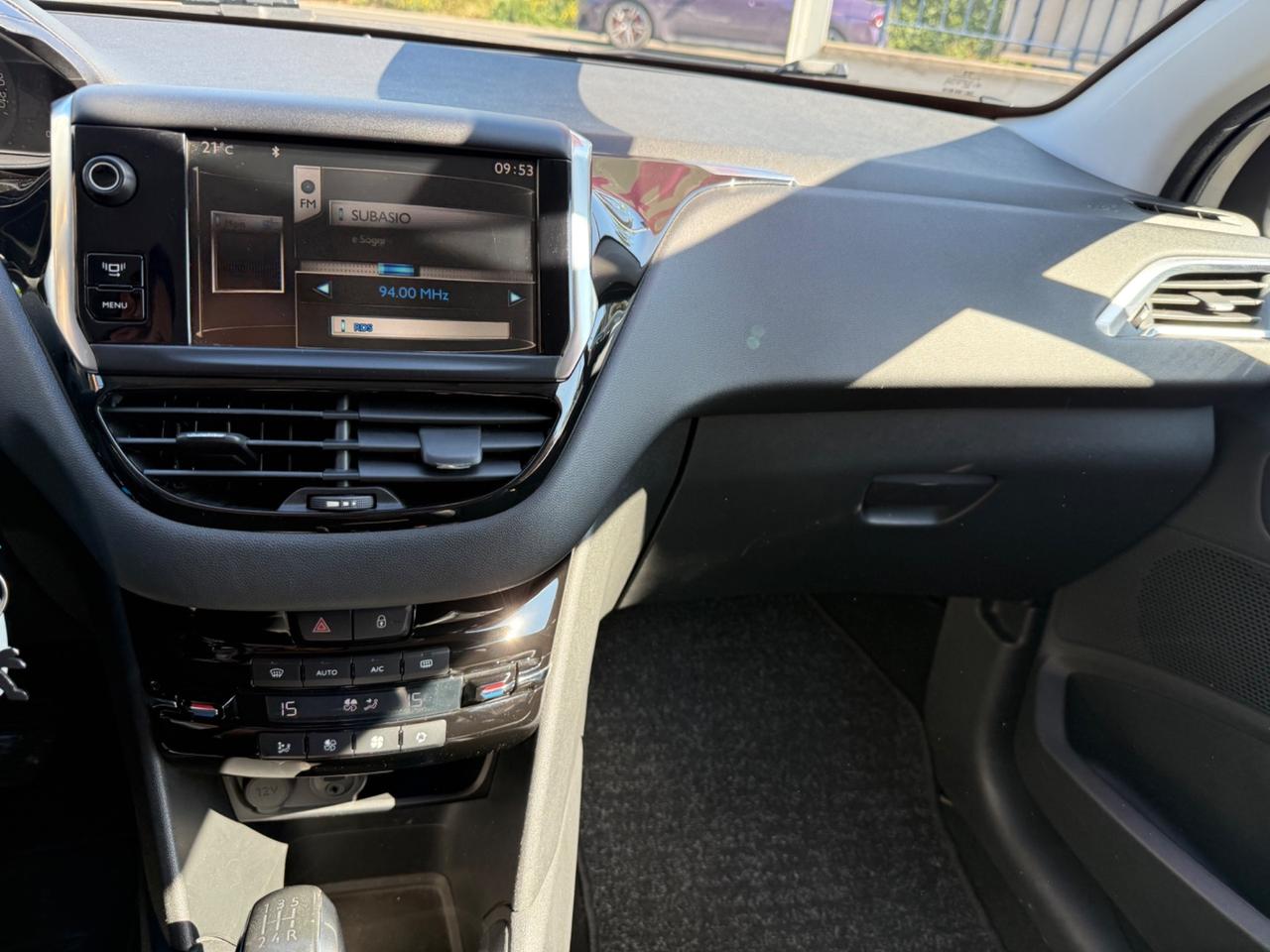 Peugeot 208 1.6 e-HDi 92 CV Stop&Start 3 porte Allure
