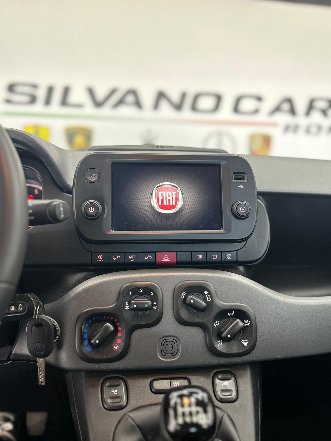 Fiat Panda 1.0 FireFly S&S Hybrid Pandina