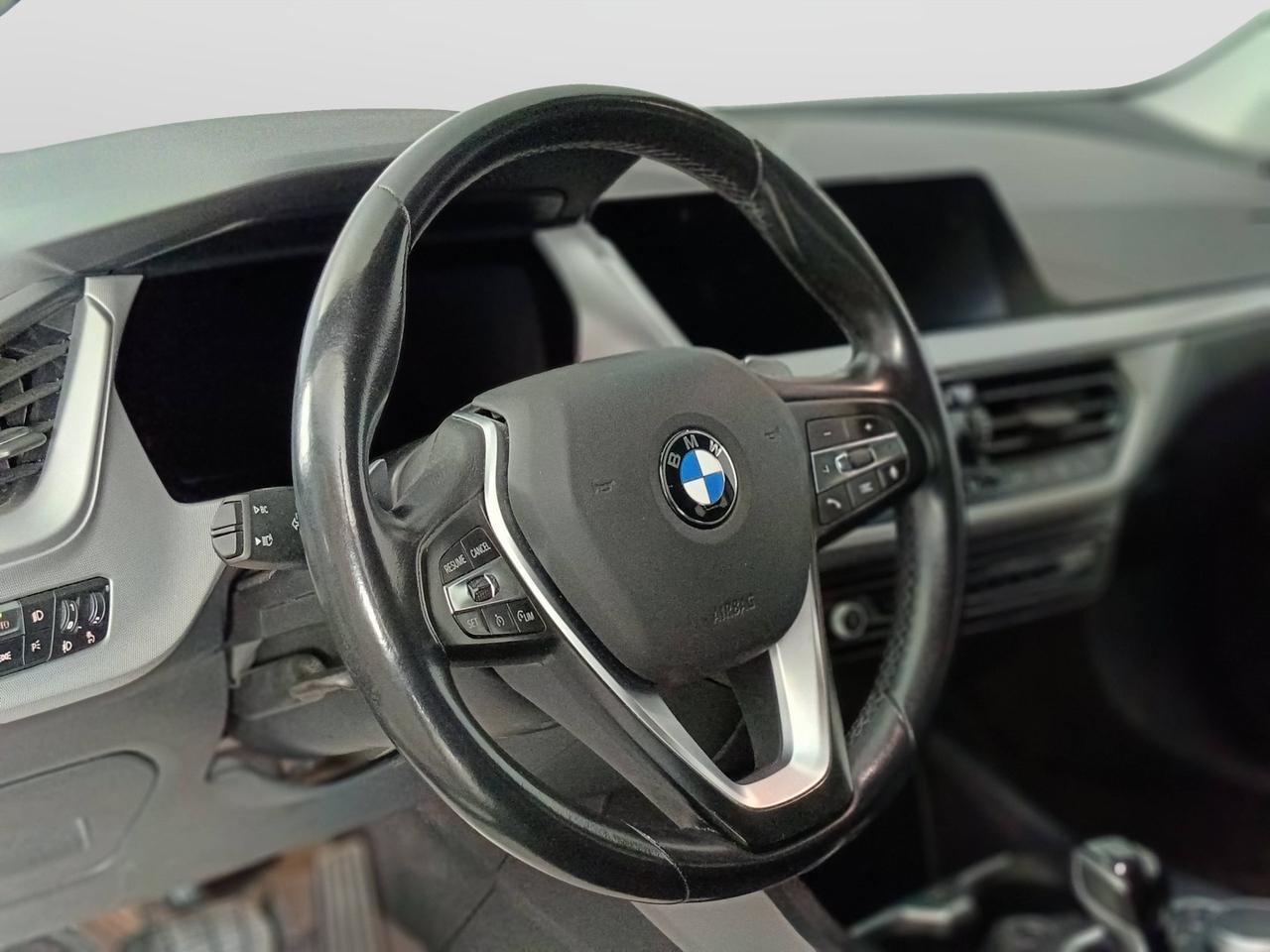BMW Serie 1 F40 - 118d Advantage auto