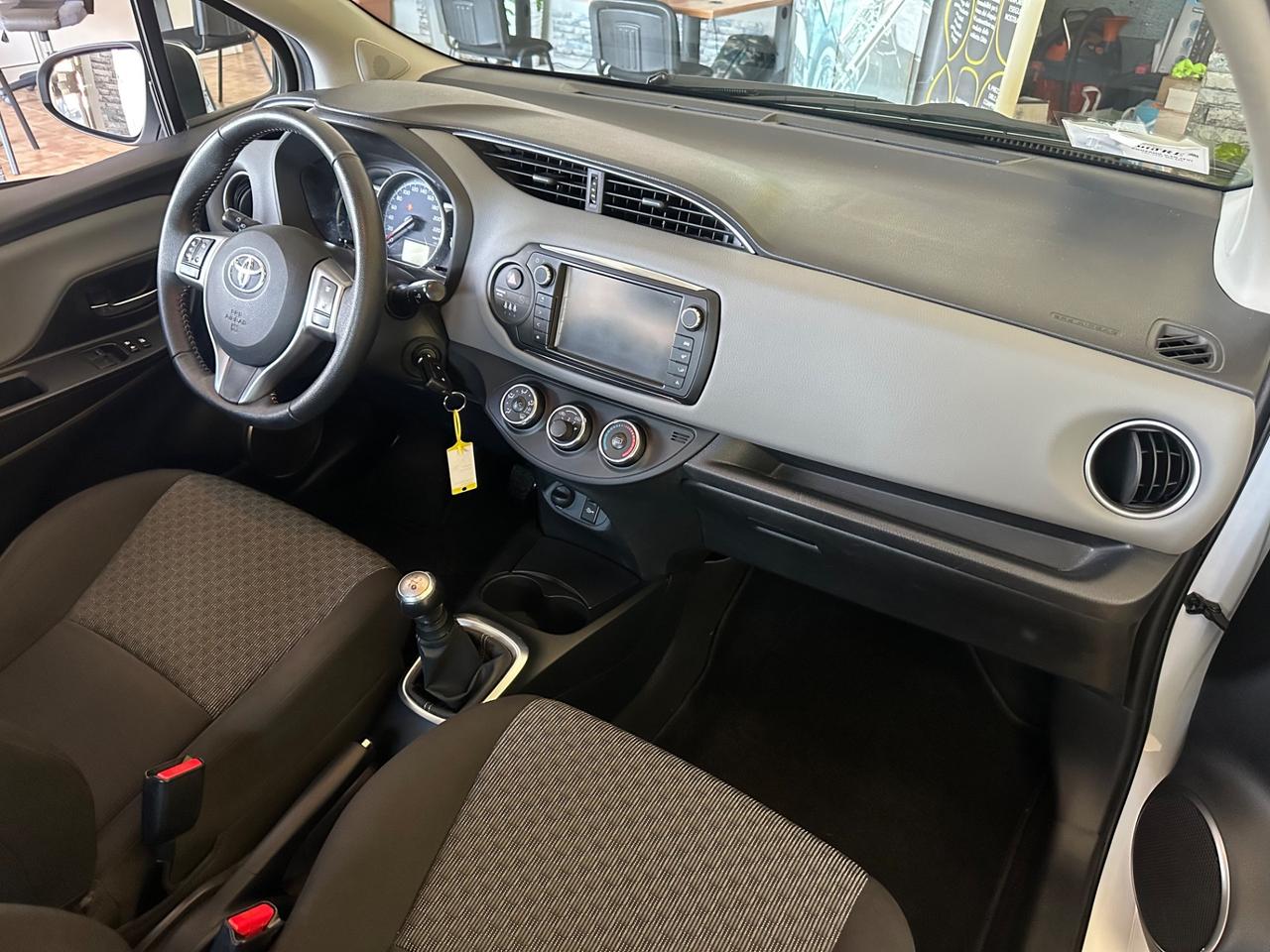 Toyota Yaris 1.0 5 porte