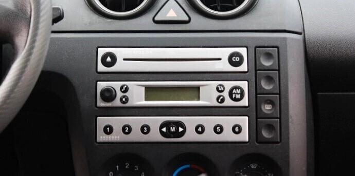 FORD FIESTA 1.2ie TECNO-GREY 5P ESTETICA COME DA FOTO CLIMATIZZATA ABS EBD RADIO CD ESENTE BOLLO