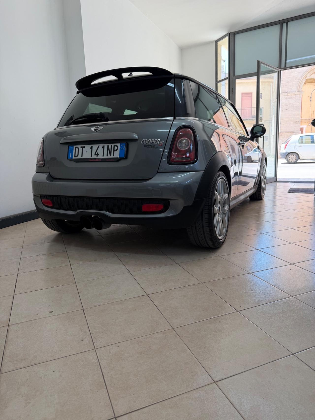 Mini 1.6 16V Cooper S Pepper
