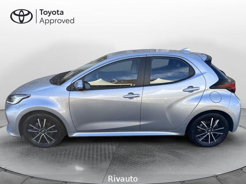 Toyota Yaris Hybrid Trend MY22