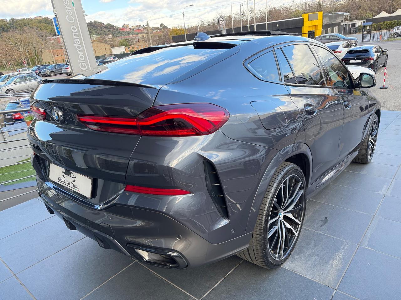 Bmw X6 xDrive30d Msport tetto apribile full in garanzia