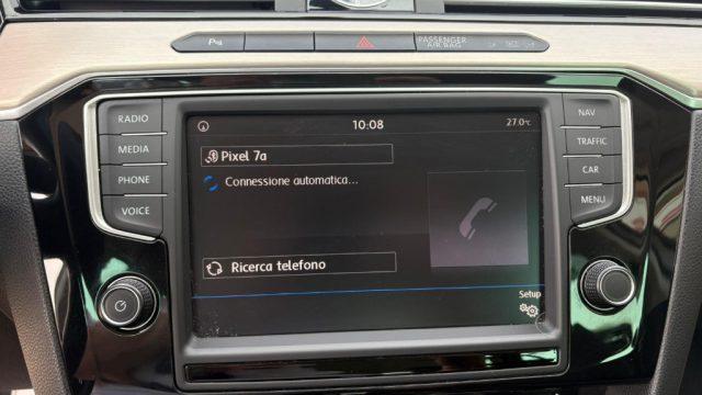 VOLKSWAGEN Passat Variant 2.0 TDI DSG Highline BlueMotion Technology