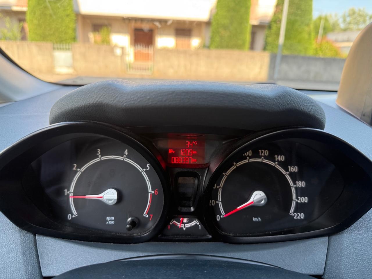Ford Fiesta 1.2 BENZINA 5P. POCHI KM SOLO 88 MILA