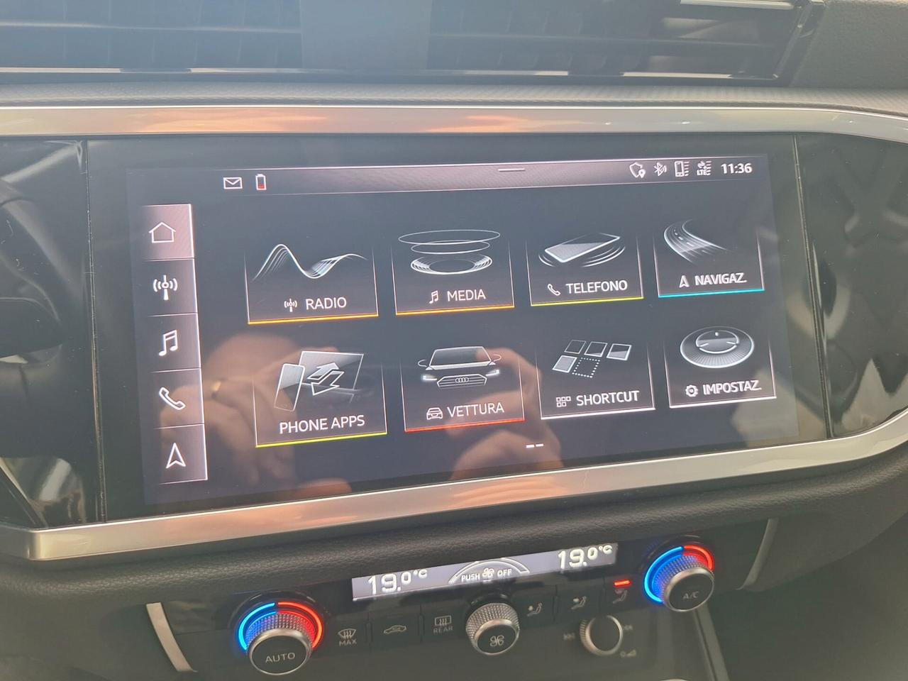 Audi Q3 35 TDI S tronic Business