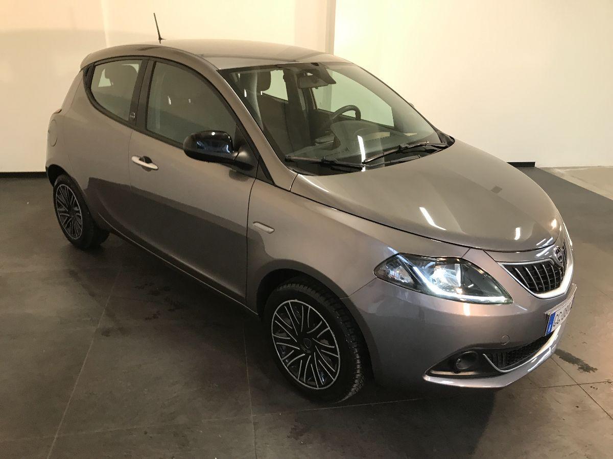 LANCIA Ypsilon 1.0 5p. S&S Hybrid Gold