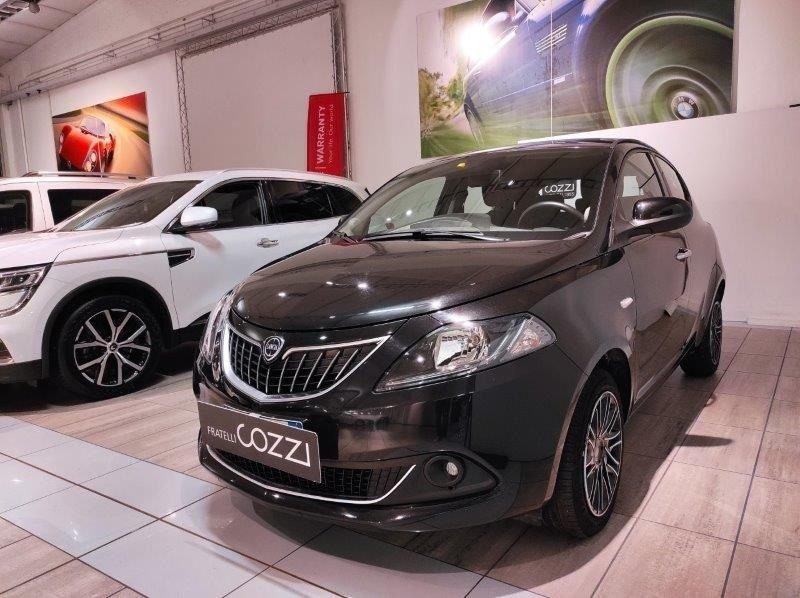 Lancia Ypsilon 3ª serie 1.0 FireFly 5 porte S&S Hybrid Gold