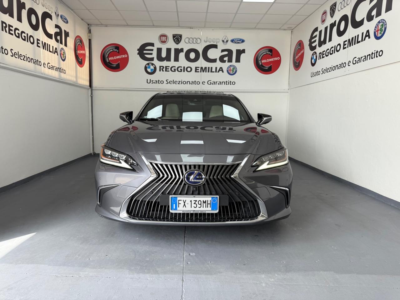 Lexus ES 300 2.5 Hybrid 218CV Tot Luxury 09/2019 Euro 6D