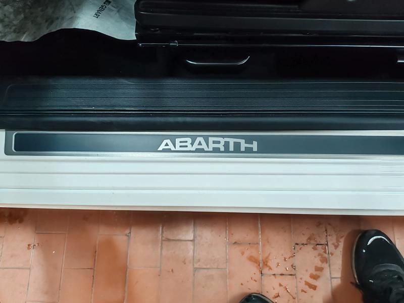 Abarth 595 1.4 t-jet Competizione 180cv